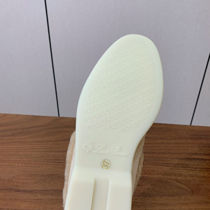 L0r0 P1ana loafers